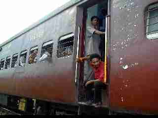 india-treno-03
